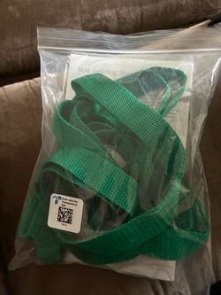 Green stretch strap