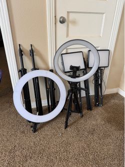 Assorted Ring Lights + Stands