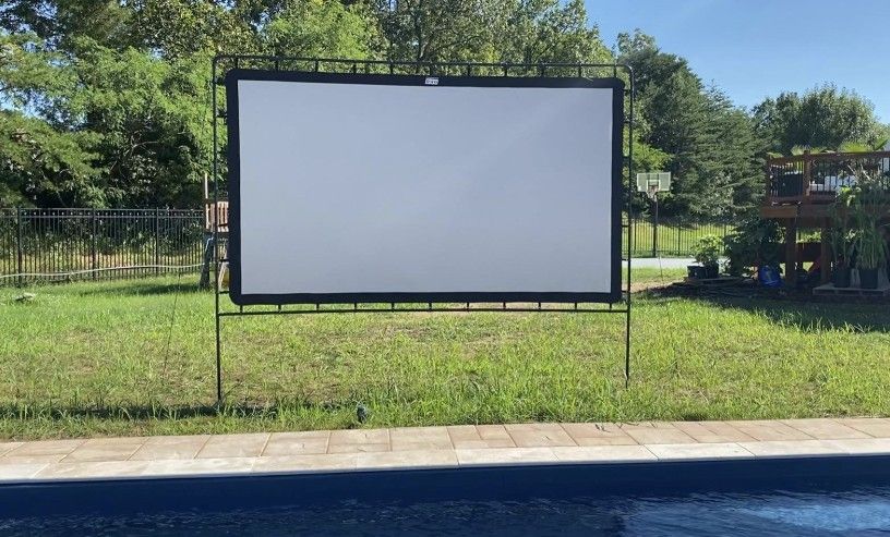 Outdoor Entertainment Gear 144 inch, 16:9 Ultra-Sharp, Silver-Infused Projector Screen