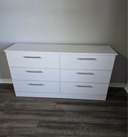 Dresser ⚫⚪ Cómoda