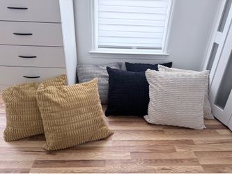Decorative pillows