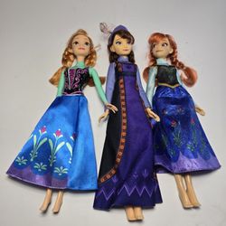 3 Frozen Doll Lot 2 Anna's, 1 Queen Of Arendelle, Dressed No Shoes