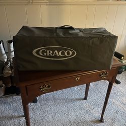 Graco Pack N Play 