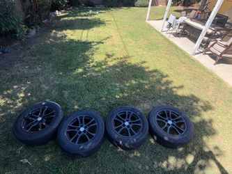 2014 Chevrolet Camaro Rims & Tires
