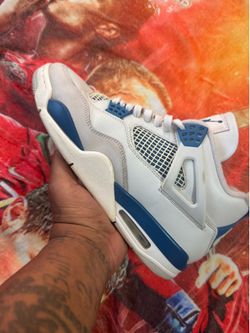 Jordan 4 size 10