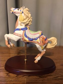 Vintage Pinto Horse Figurine By Lenox