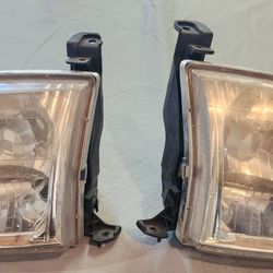2004 Toyota Tundra Headlight Lenses