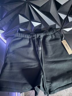 Black essentials size medium