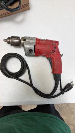 Milwaukee Holeshooter