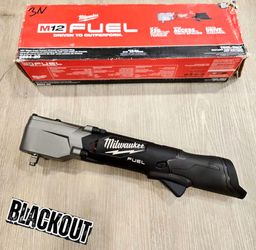 Milwaukee 12V FUEL 3/8in Right Angle Impact Wrench