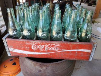 Vintage Coca Cola Coke wood crate with dividers & bottles