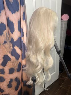 Blonde wig