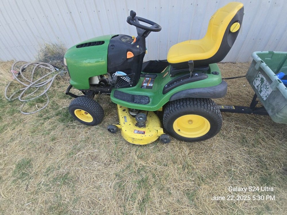 John Deere L120