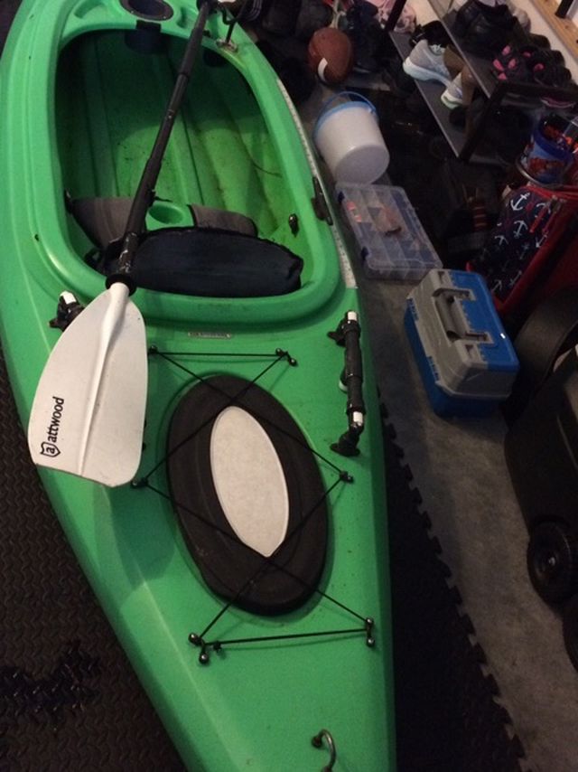 Fishing Kayak Wpaddle