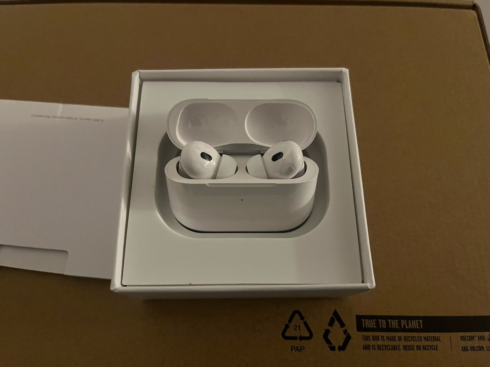 Apple AirPods Pro 2nd Gen 