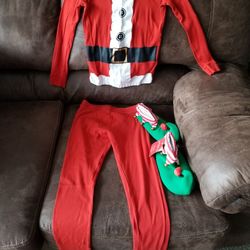 Pijamas Size 10 y Slippers Size 9.5 2.5 $15 X Todo