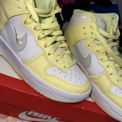 Nike Dunk High Up 
