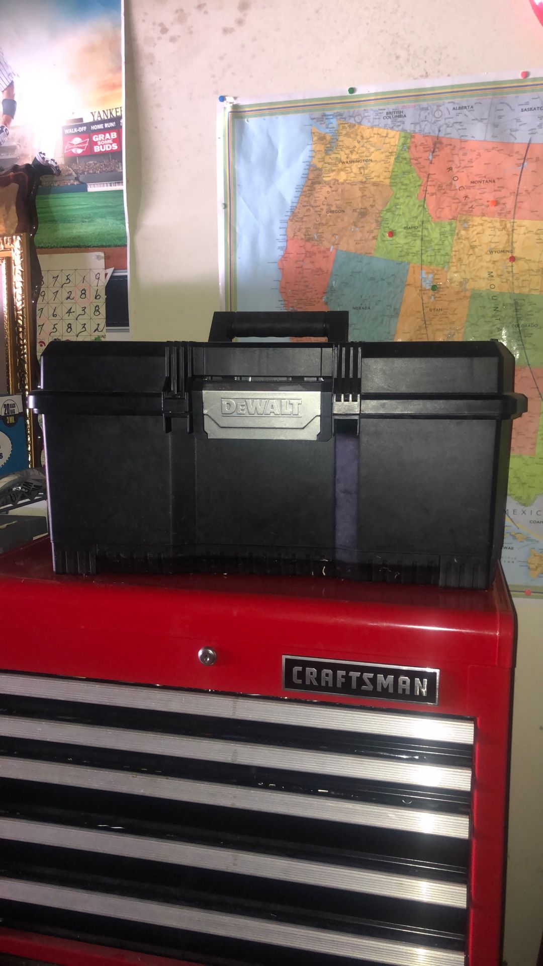 Dewalt toolbox