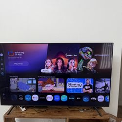 Samsung 65" 4K Smart TV - CU7000 - Excellent Condition