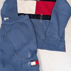 New Lady's Large Tommy Jogger Set