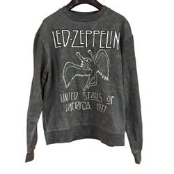 Led Zeppelin Crewneck, 1977 USA Tour Graphic, Men’s Large, 2023