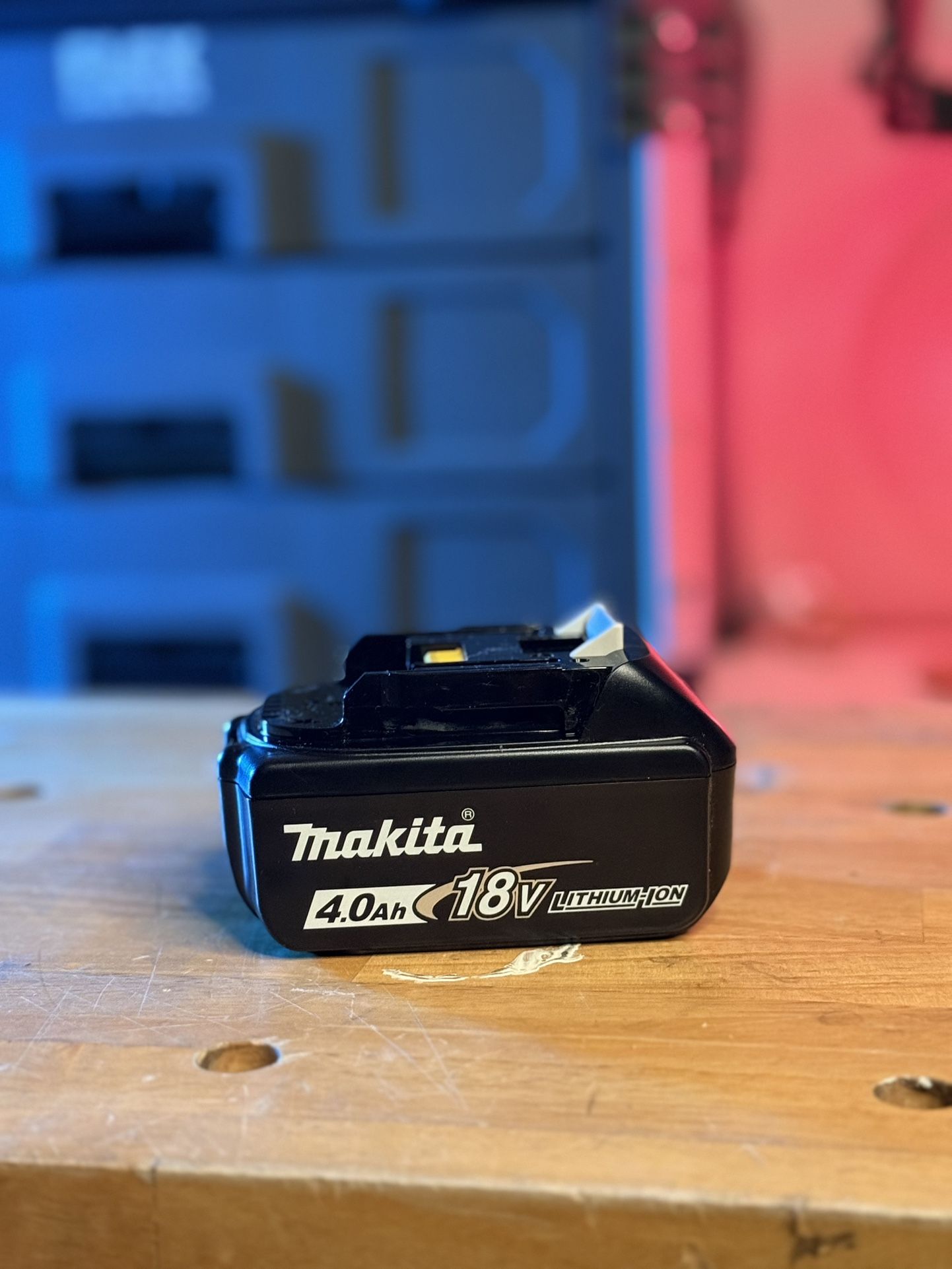 Makita 18V battery π 4.0 amp