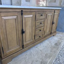 New: Clinton 72 in. W Double Vanity in Antique Coffee with Natural Marble Carrera Retail $2491 Here only $1600 No tax we take Zelle and cash also we c