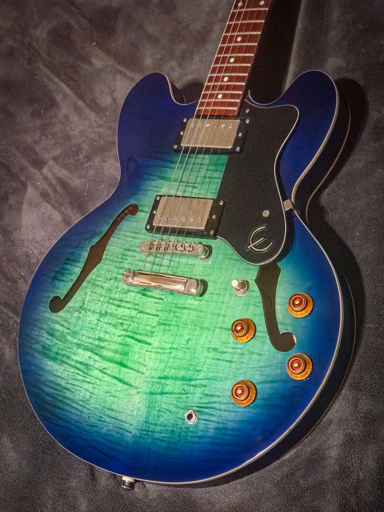Epiphone 335 Dot AM Aquamarine Burst electric guitar
