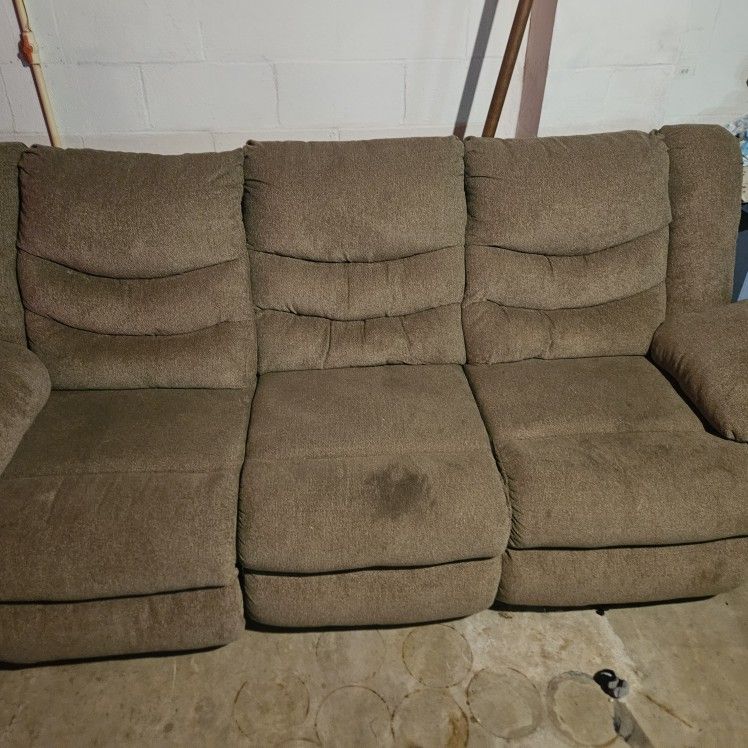 Couch MOCHA