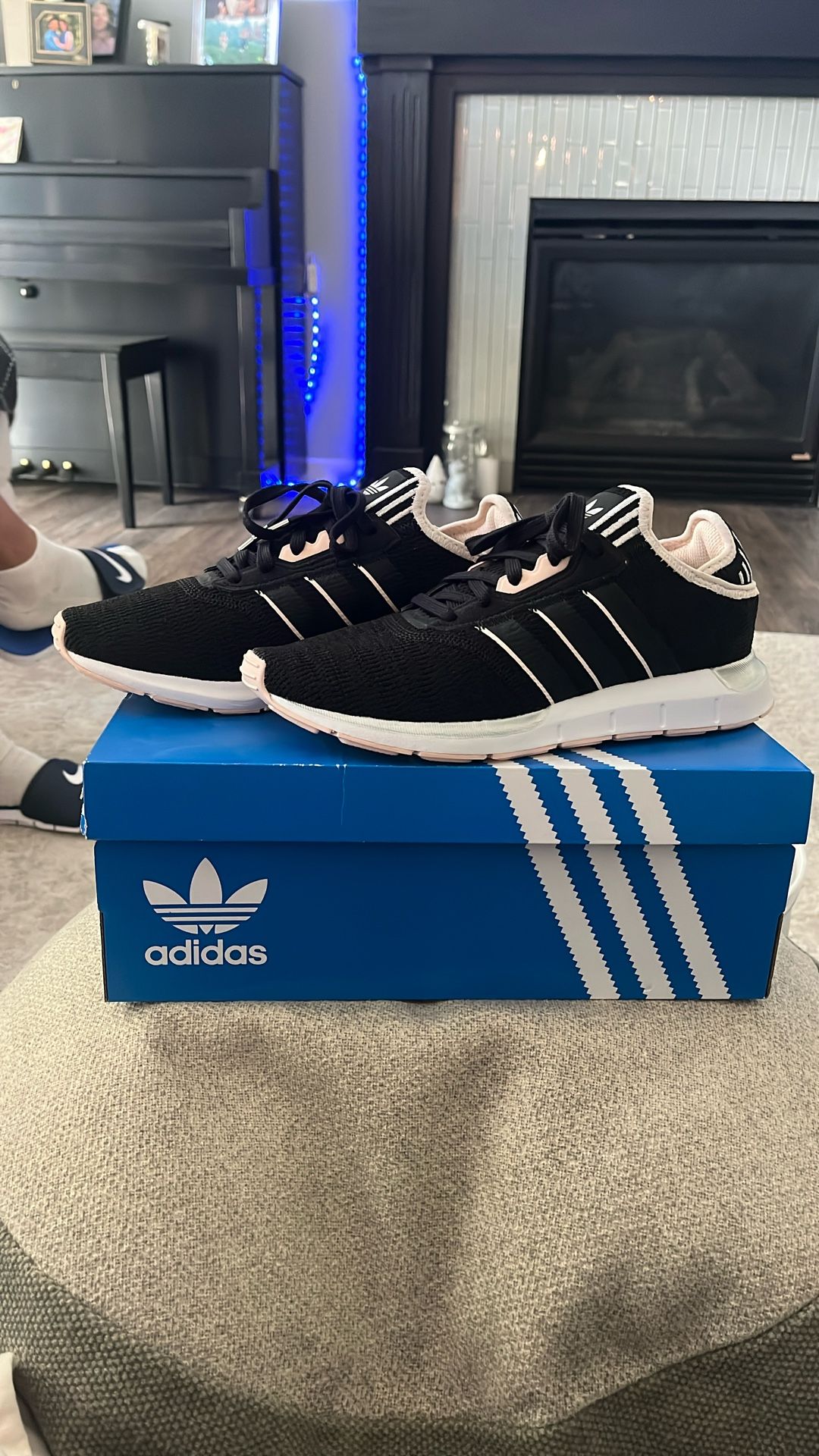 Adidas, Swift Run X W Shoes, 10 Women’s