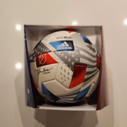 MLS  Nativo  Official Match Soccer Ball