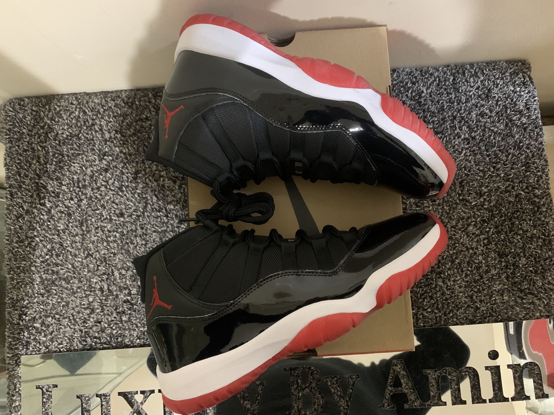Jordan 11 Bred Size 8.5