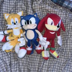 (BUNDLE) Sonic The Hedgehog Plushies Sonic Tails And Knuckles
