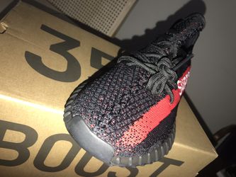 Adidas Yeezy Boost 350 V2 Core Black Team Red Athletic Shoes for Sale in  Orlando, FL - OfferUp
