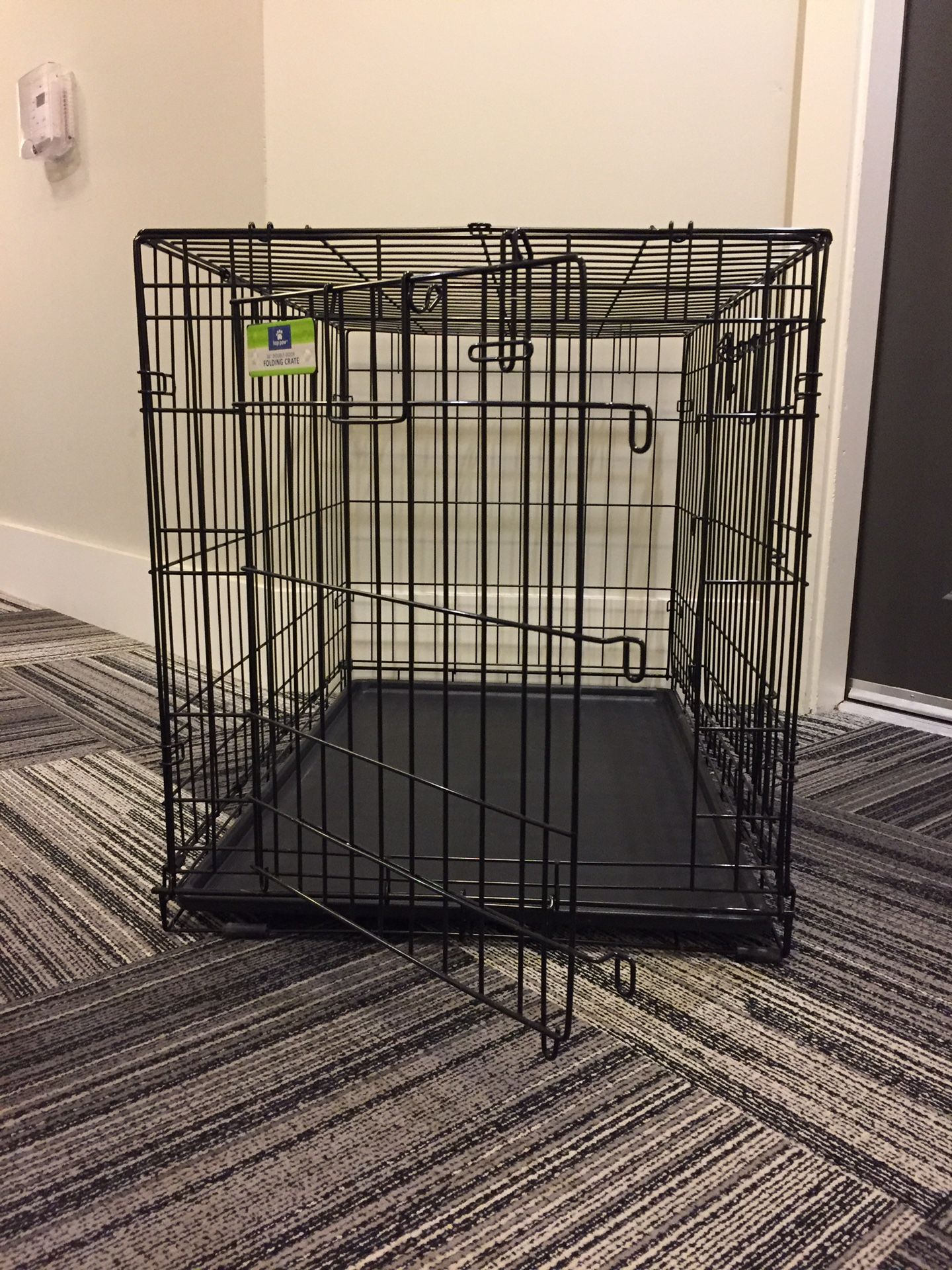 Top Paw 36” Folding Dog Crate for Sale in Phoenix, AZ OfferUp