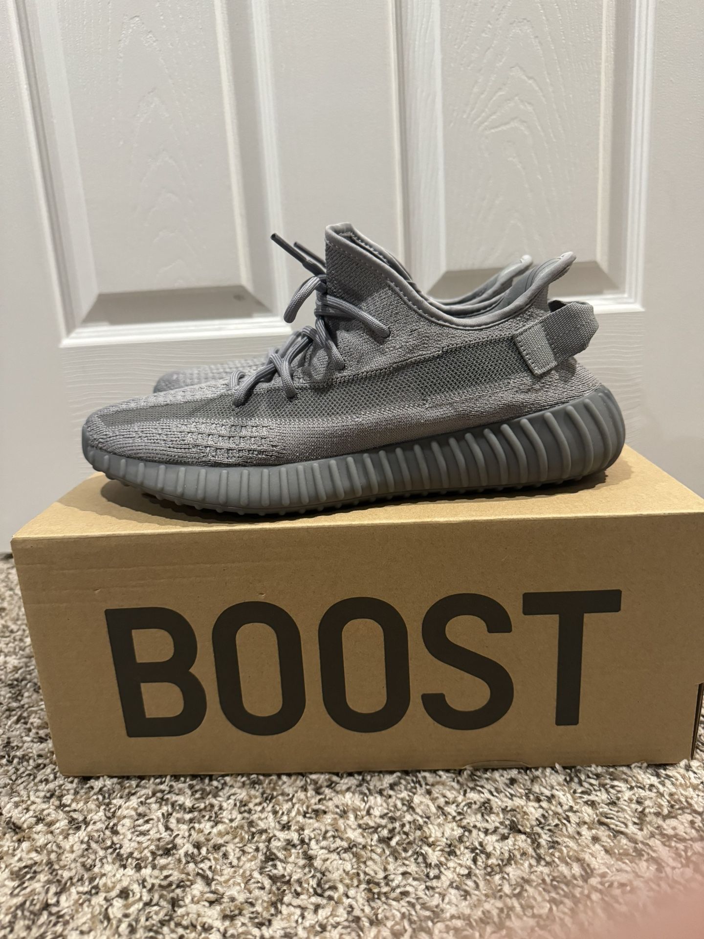 Yeezy Boost 350 V2 Steel Grey