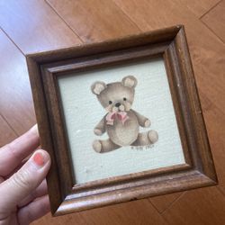 M.Hoff 1984 teddy bear drawing frame