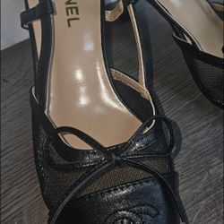  Vintage Chanel Heels Size 8 / 39 Eu