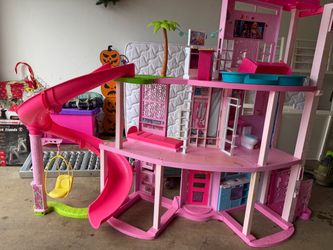Barbie Dream House