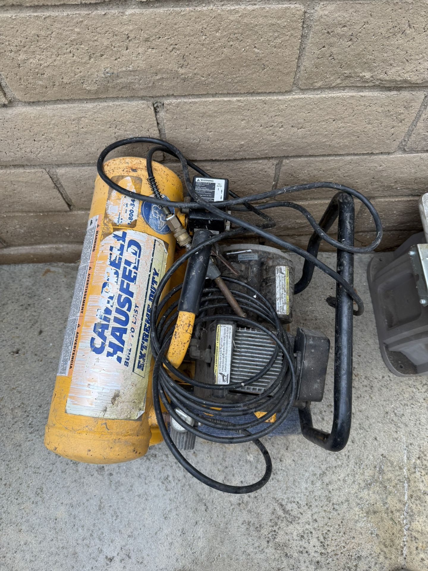 Campbell Hausfeld Air Compressor