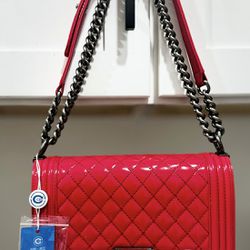 Chanel Medium Boy Bag Pink 