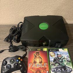 Original Xbox With Halo