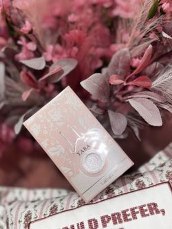 Lattafa Yara Eau de Parfum 100 ml – Nuevo y Original