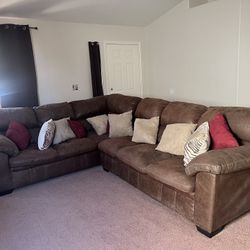 Sectional Couch 