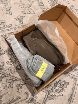 Snow boots