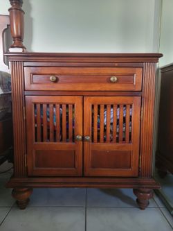 Wood Bed