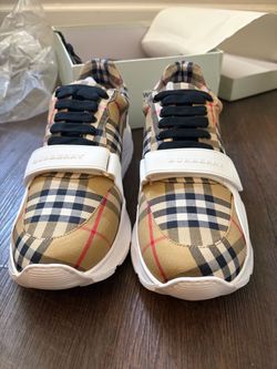 Burberry shoes