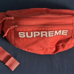 Supreme Crossbody bag
