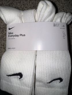 NEW Nike Crew Socks
