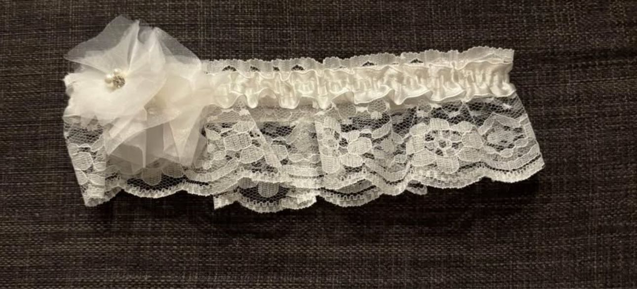 garter wedding lace bride